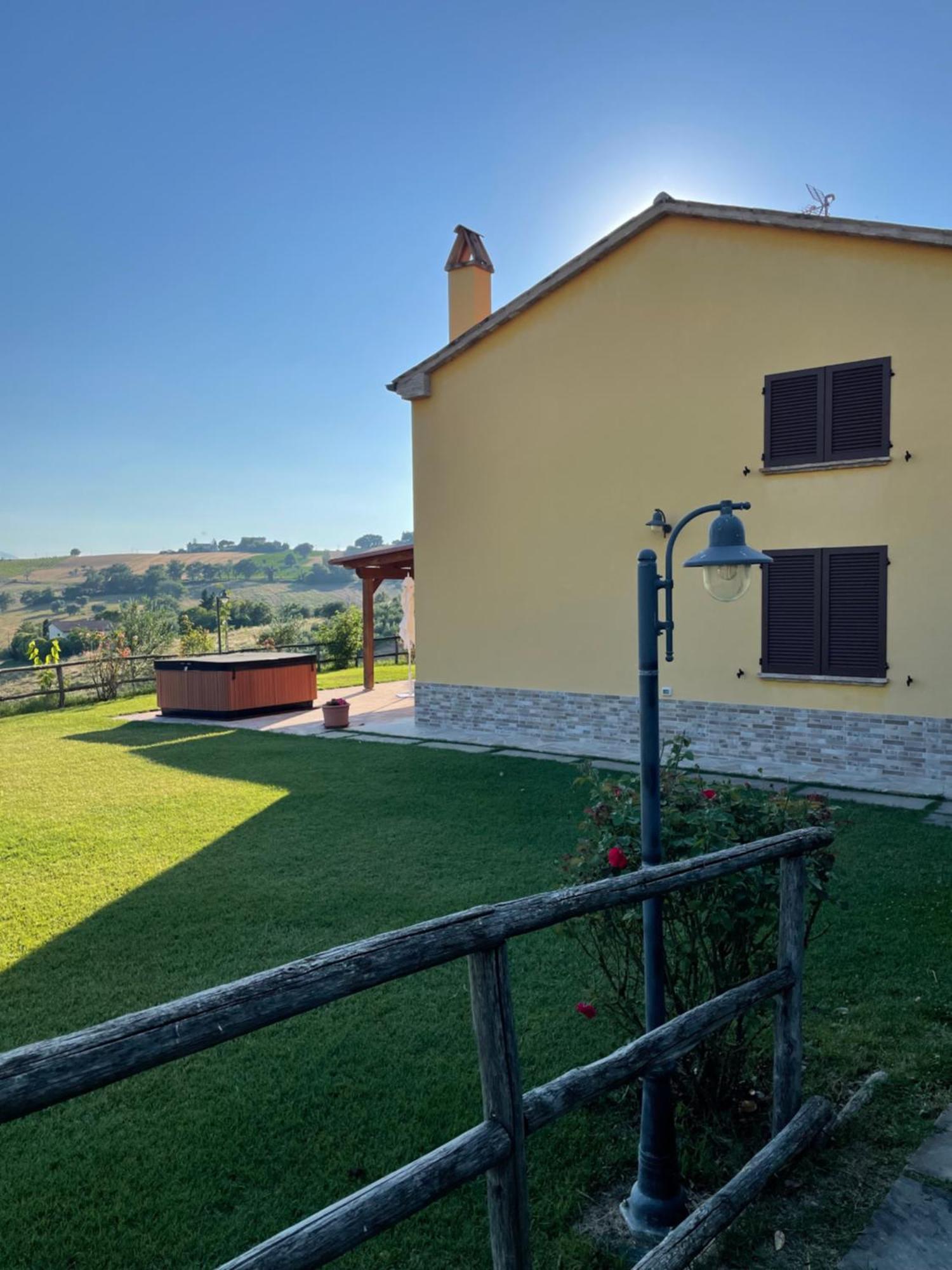 Montenovo Country House Ostra Vetere Zewnętrze zdjęcie